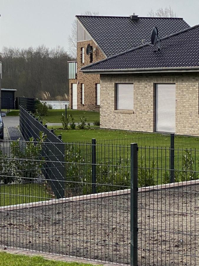 Ferienhaus Am Harkebruegger See Barssel  エクステリア 写真